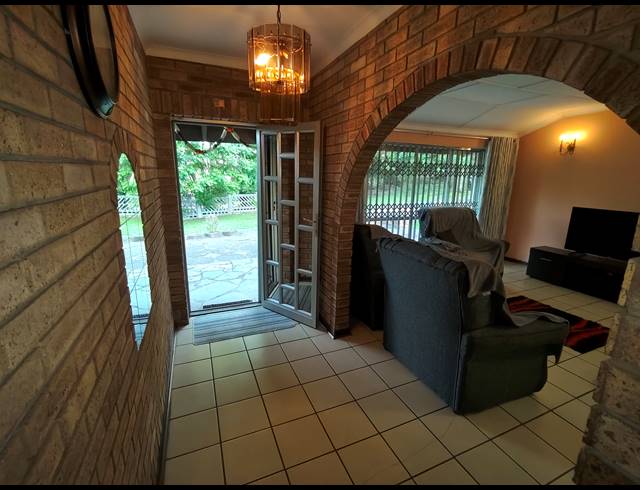 4 BEDROOM FREEHOLD FOR SALE IN FARNINGHAM RIDGE